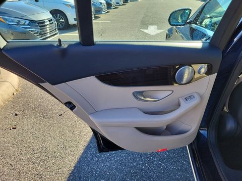 Used 2020 Mercedes-Benz C 300 Sedan image 13