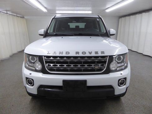Used 2015 Land Rover LR4 HSE image 2