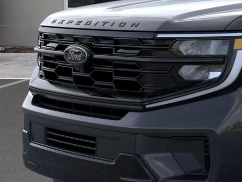 New 2026 Ford Expedition Platinum w/ Stealth Performance Package image 17
