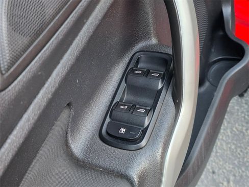 Used 2012 Ford Fiesta SEL image 14