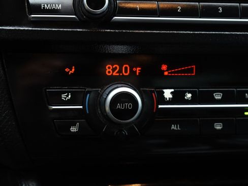 Used 2013 BMW 535i xDrive Sedan AWD/4WD image 34