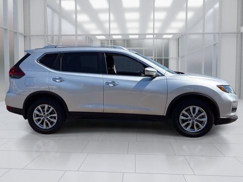 Used 2020 Nissan Rogue SV FWD image 7