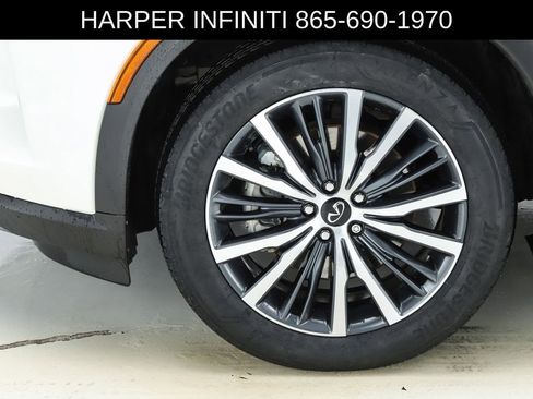 Used 2023 INFINITI QX60 Sensory w/ Vision Package AWD/4WD image 5