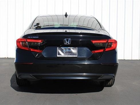 Used 2018 Honda Accord EX image 6