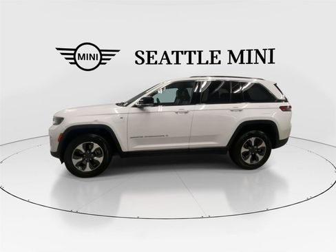 Used 2024 Jeep Grand Cherokee Limited 4xe AWD/4WD image 6