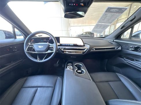 Certified 2024 Cadillac Lyriq Luxury image 21