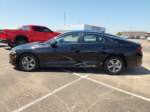 Used 2023 Kia K5 LXS FWD image 4