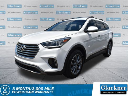 Used 2017 Hyundai Santa Fe SE AWD/4WD image 1