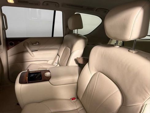 Used 2016 INFINITI QX80 2WD w/ Deluxe Technology Package image 41