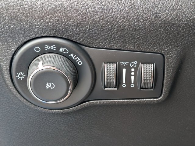 Used 2024 Jeep Compass Limited AWD/4WD image 20