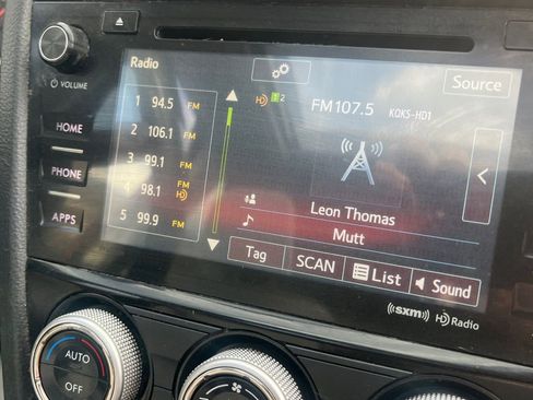 Used 2018 Subaru Forester 2.5i Premium w/ All-Weather Package image 12