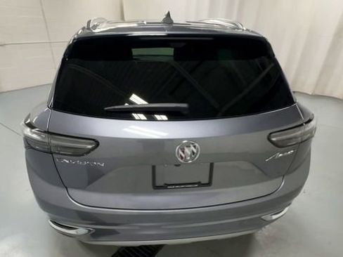Used 2022 Buick Envision Avenir w/ Technology Package II FWD image 7