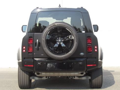 Used 2022 Land Rover Defender 90 X-Dynamic HSE AWD/4WD image 7