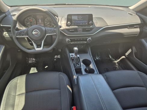 Certified 2022 Nissan Altima 2.5 S FWD image 12