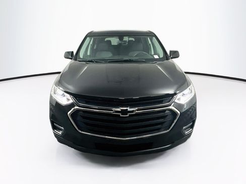 Used 2020 Chevrolet Traverse LS FWD image 2