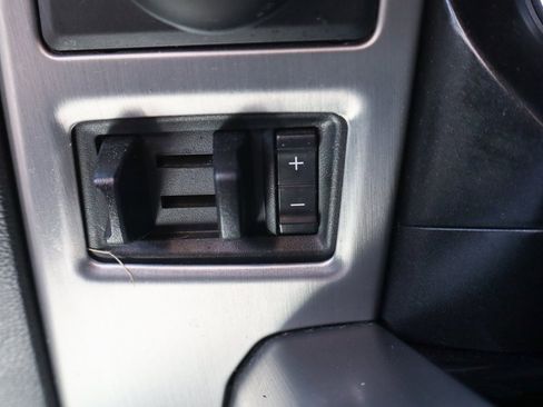 Used 2018 Ford F150 Platinum w/ Equipment Group 701A Luxury image 40