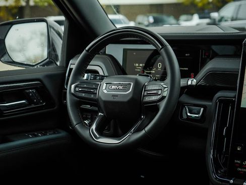 New 2026 GMC Yukon AT4 image 17