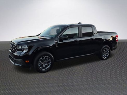 New 2025 Ford Maverick XLT w/ XLT Luxury Package image 2