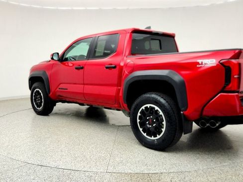 Used 2024 Toyota Tacoma TRD Off-Road w/ TRD Off Road Upgrade Package AWD/4WD image 7