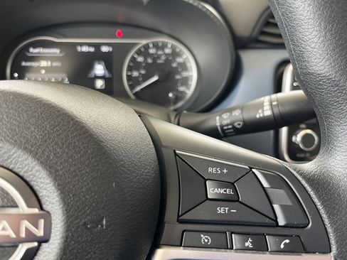 Used 2025 Nissan Versa SV image 19