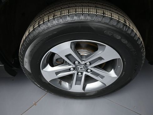 Used 2023 Honda Pilot EX-L image 15