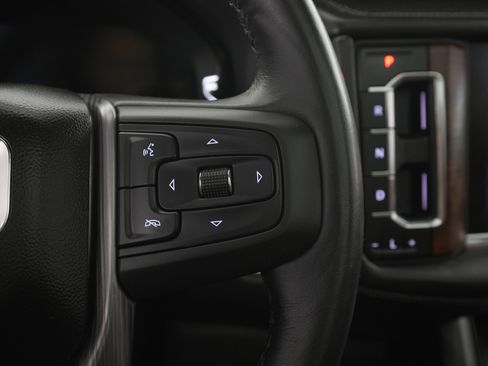 Used 2023 GMC Yukon Denali Ultimate image 25