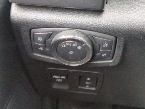 Used 2020 Ford F150 XLT w/ Equipment Group 302A Luxury image 32