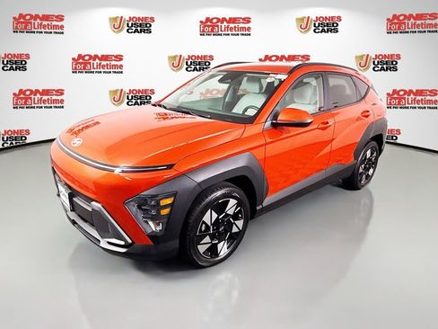 Used 2024 Hyundai Kona SEL w/ Convenience Package FWD image 12