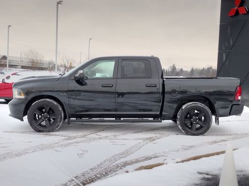 Used 2015 RAM 1500 Sport w/ Black Ram 1500 Sport Group image 19