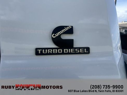 Used 2013 RAM 2500 Laramie w/ Convenience Group image 9