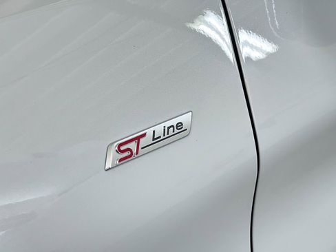 New 2026 Ford Explorer ST-Line image 19