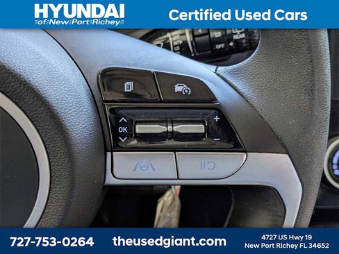 Certified 2022 Hyundai Tucson SE image 25