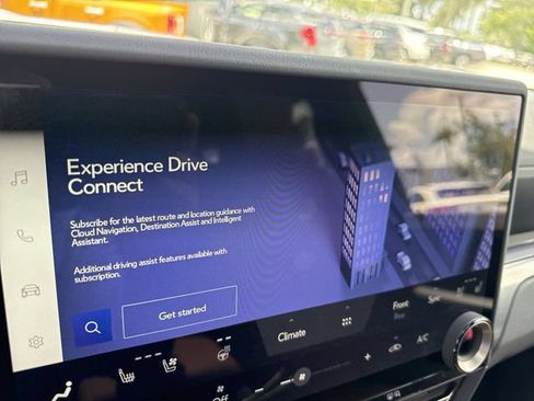 Certified 2025 Lexus GX 550 w/ Cold Area Package AWD/4WD image 18