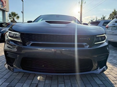 Used 2022 Dodge Charger Scat Pack RWD image 2
