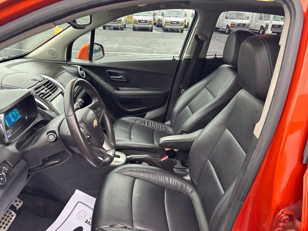 Used 2015 Chevrolet Trax LTZ AWD/4WD image 23