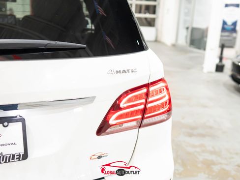 Used 2019 Mercedes-Benz GLE 400 4MATIC w/ Premium 1 Package image 49