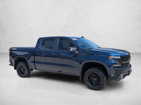 Used 2019 Chevrolet Silverado 1500 LT Trail Boss AWD/4WD image 3