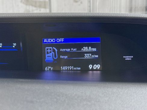 Used 2015 Honda Civic SE image 9