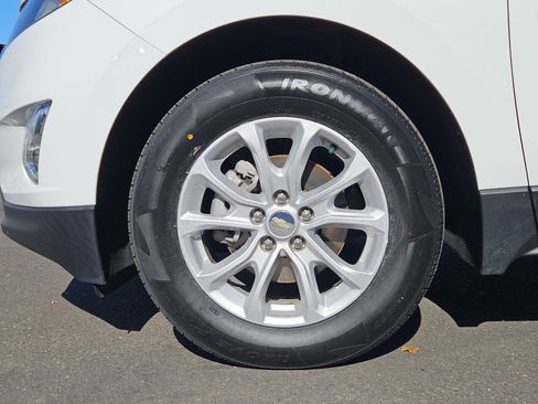Used 2021 Chevrolet Equinox LT FWD image 10