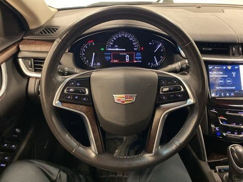 Used 2018 Cadillac XTS Luxury image 14