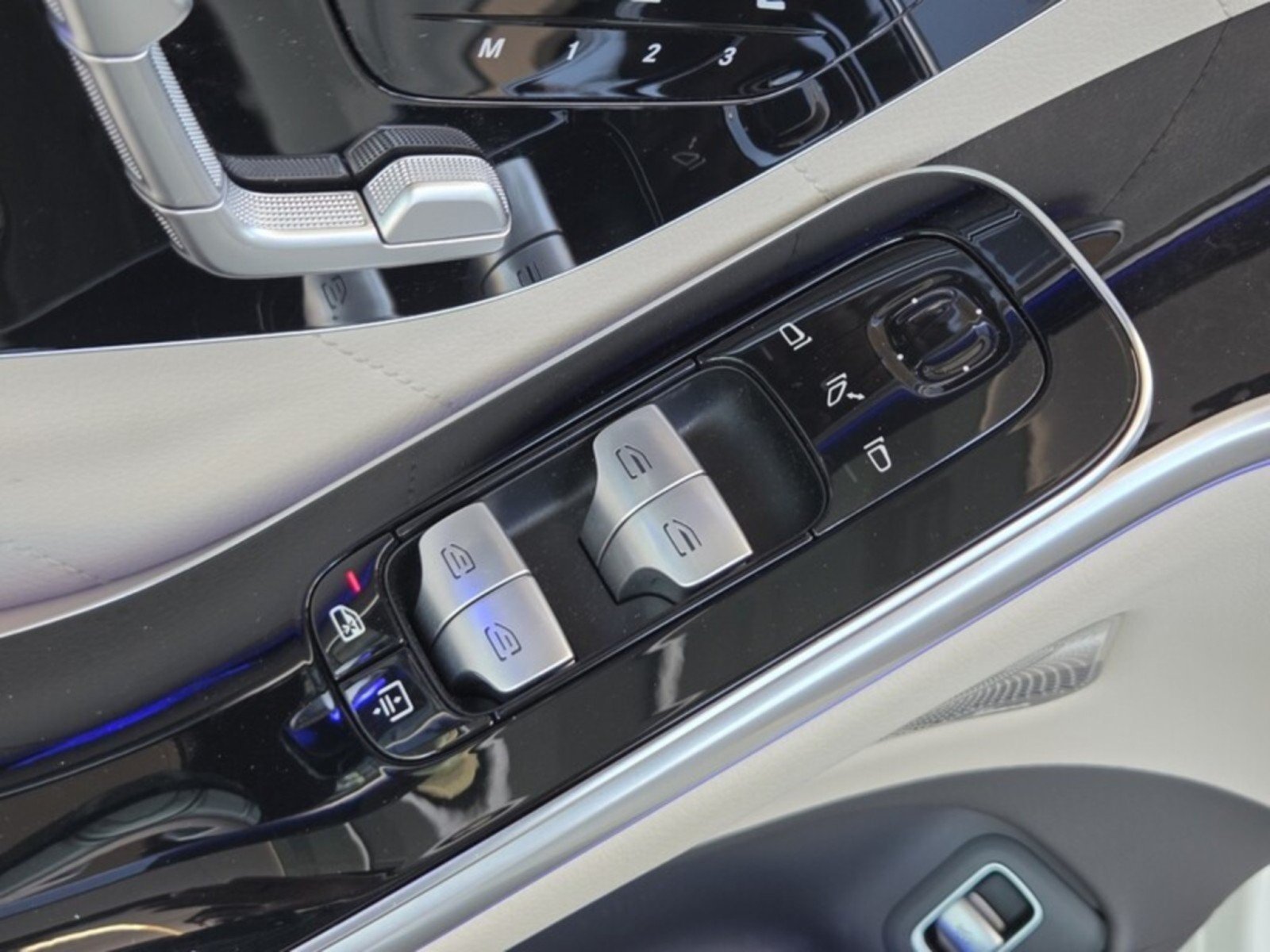 Used 2023 Mercedes-Benz S 580 4MATIC Sedan image 24