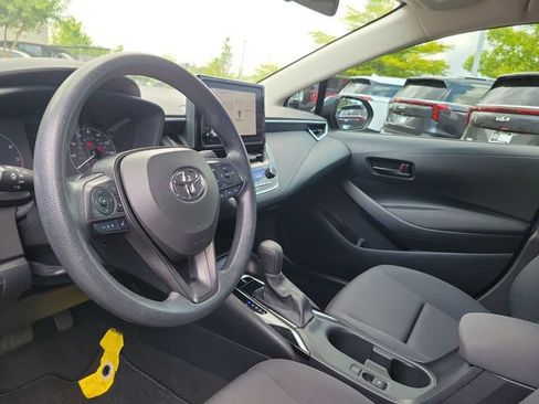 Used 2024 Toyota Corolla LE FWD image 12