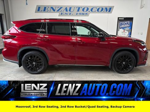 Used 2023 Toyota Highlander XSE AWD/4WD image 1