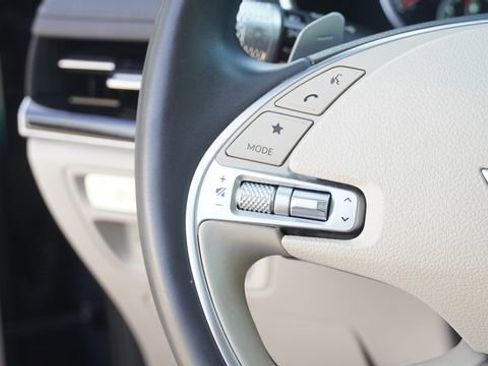 Used 2022 Genesis G80 2.5T image 28