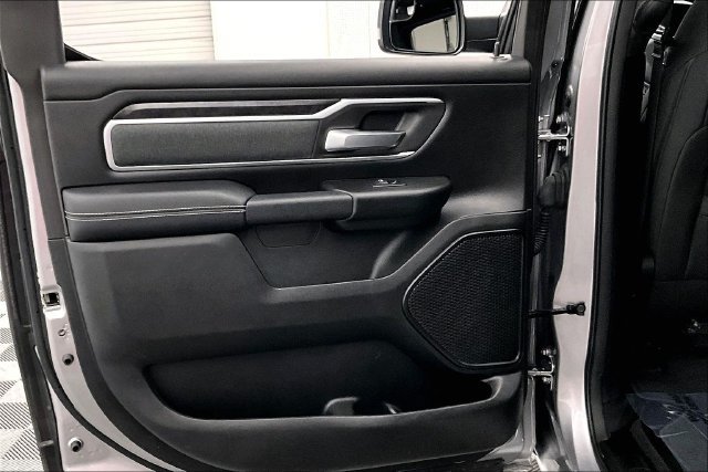 Used 2023 RAM 1500 Big Horn AWD/4WD image 23
