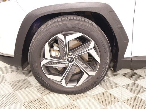 Certified 2023 Hyundai Tucson SEL w/ Convenience Package FWD image 18