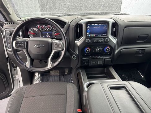 Used 2022 Chevrolet Silverado 1500 LT Trail Boss w/ Convenience Package II AWD/4WD image 12