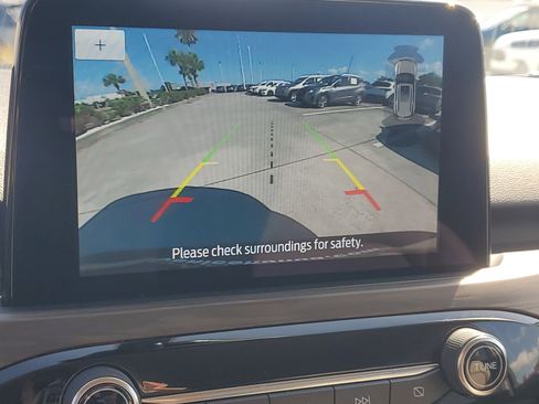 Used 2020 Ford Escape Titanium FWD image 28