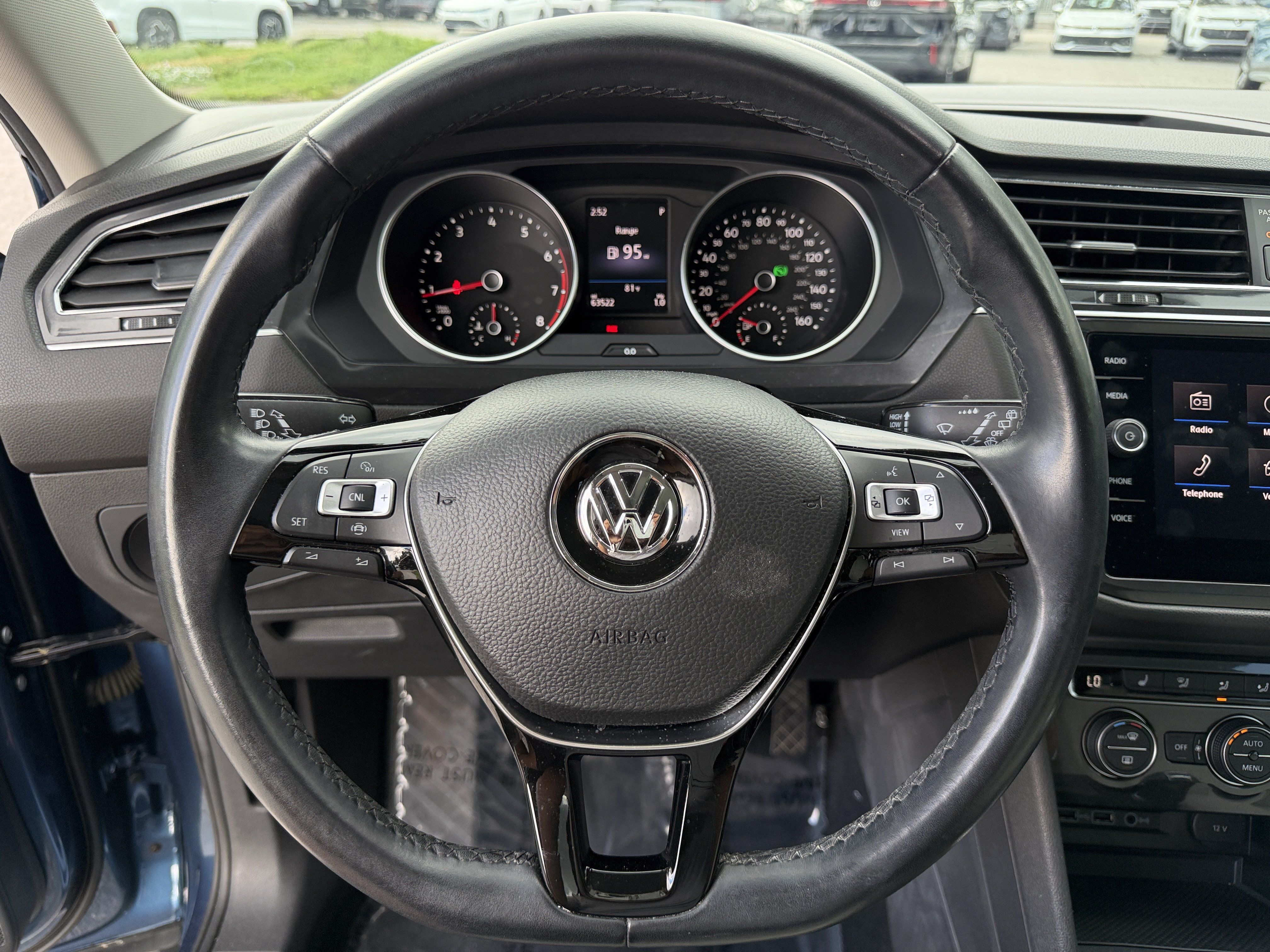 Used 2019 Volkswagen Tiguan SE w/ Panoramic Sunroof Package FWD image 31