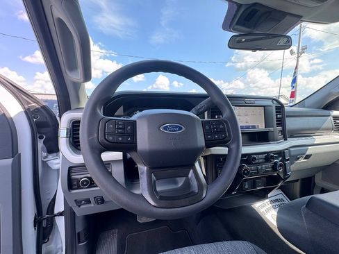 Used 2026 Ford F450 XLT w/ 360-Degree Camera Package AWD/4WD image 13